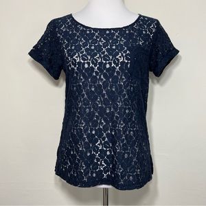 GAP Short Sleeve Tapestry Lace Top